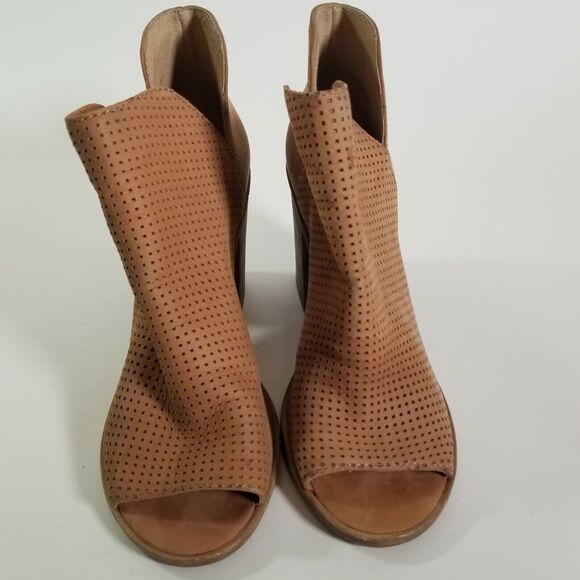 Steve Madden Womens Ankle Boot Size 8 Tala Peep Toe Block Stacked Heel Tan - Picture 2 of 12